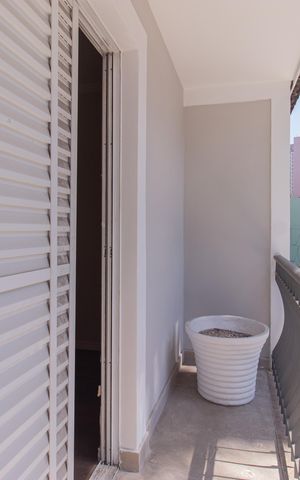 Casa à venda com 145m², 4 quartos e 2 vagasVaranda da Suíte 2