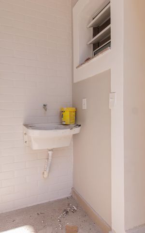 Casa à venda com 145m², 4 quartos e 2 vagasÁrea de Serviço
