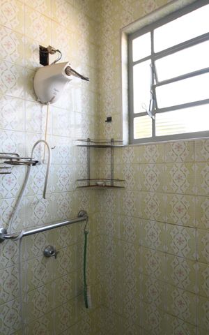Casa à venda com 220m², 3 quartos e 4 vagasBanheiro da Suíte