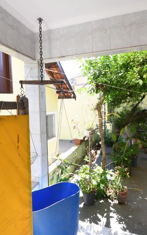 Casa à venda com 220m², 3 quartos e 4 vagasÁrea de Serviço