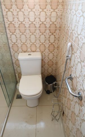Casa à venda com 220m², 3 quartos e 4 vagasBanheiro 