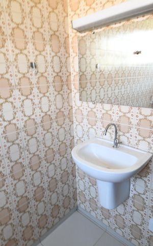 Casa à venda com 220m², 3 quartos e 4 vagasBanheiro 