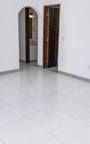 Apartamento para alugar com 120m², 4 quartos e 1 vaga Apartamento para alugar com 120m², 4 quartos e 1 vagaSala