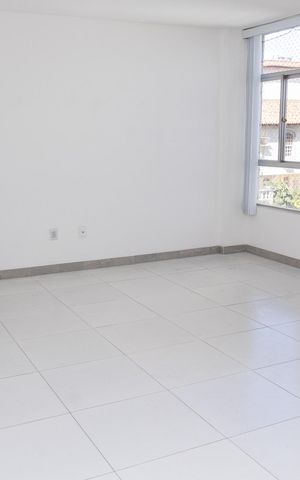 Apartamento para alugar com 120m², 4 quartos e 1 vaga Apartamento para alugar com 120m², 4 quartos e 1 vagaSala
