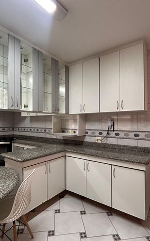 Casa para alugar com 350m², 5 quartos e 2 vagasCozinha