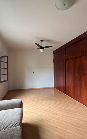 Casa para alugar com 350m², 5 quartos e 2 vagasSuíte 2