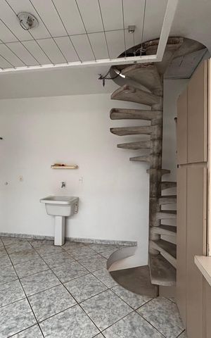 Casa para alugar com 350m², 5 quartos e 2 vagasÁrea de Serviço