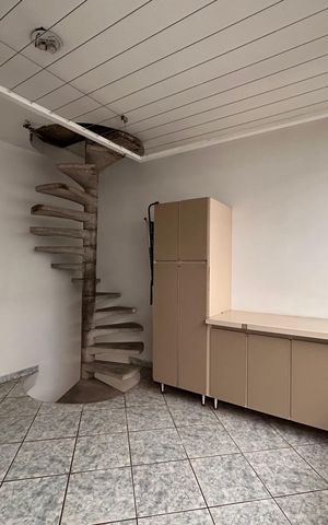 Casa para alugar com 350m², 5 quartos e 2 vagasÁrea de Serviço