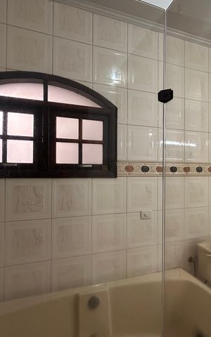 Casa para alugar com 350m², 5 quartos e 2 vagasBanheiro da Suíte 2