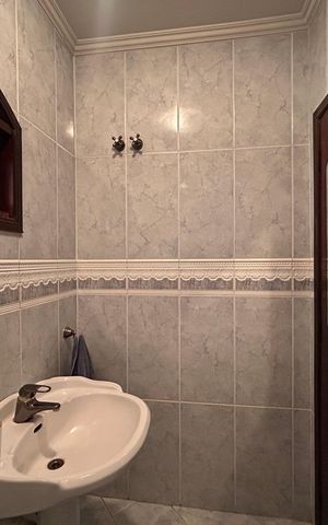 Casa para alugar com 350m², 5 quartos e 2 vagasLavabo