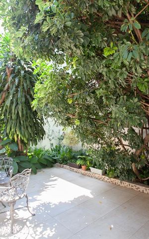 Casa à venda com 365m², 6 quartos e 3 vagas Casa à venda com 365m², 6 quartos e 3 vagasJardim