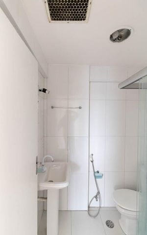 Apartamento para alugar com 74m², 2 quartos e 1 vaga Apartamento para alugar com 74m², 2 quartos e 1 vagaBanheiro