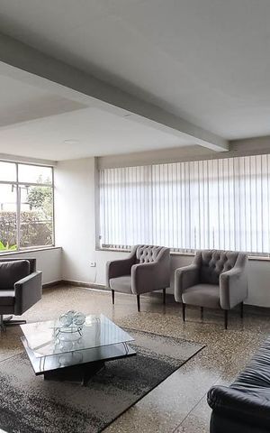 Apartamento para alugar com 74m², 2 quartos e 1 vaga Apartamento para alugar com 74m², 2 quartos e 1 vagaHall de Entrada