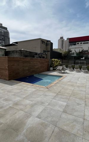 Apartamento à venda com 93m², 3 quartos e 1 vaga Apartamento à venda com 93m², 3 quartos e 1 vagaÁrea comum - Piscina