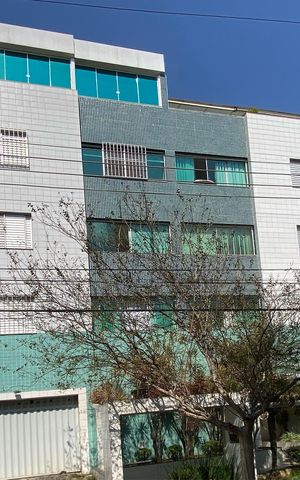 Apartamento para alugar com 136m², 3 quartos e 2 vagasFachada