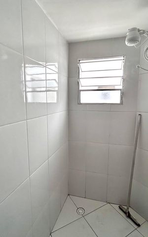 Apartamento à venda com 44m², 2 quartos e sem vaga Apartamento à venda com 44m², 2 quartos e sem vagaBanheiro