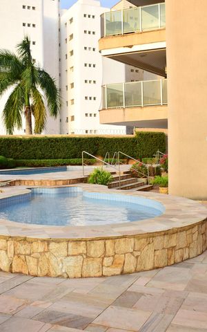 Apartamento para alugar com 360m², 5 quartos e 2 vagasÁrea comum - Piscina