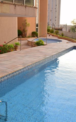 Apartamento para alugar com 360m², 5 quartos e 2 vagasÁrea comum - Piscina