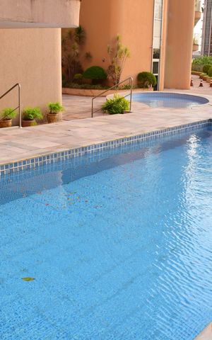 Apartamento para alugar com 360m², 5 quartos e 2 vagasÁrea comum - Piscina