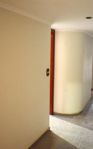 Apartamento para alugar com 360m², 5 quartos e 2 vagasCorredor 2