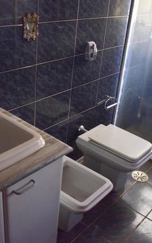 Apartamento para alugar com 360m², 5 quartos e 2 vagasBanheiro da Suíte 1