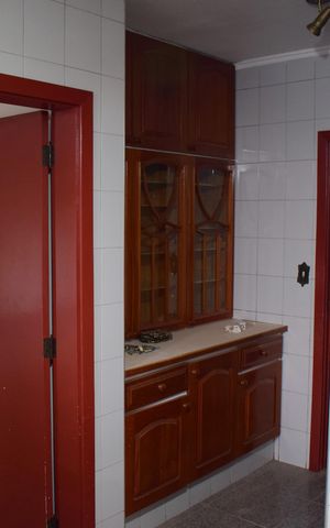 Apartamento para alugar com 360m², 5 quartos e 2 vagasCozinha - Armários