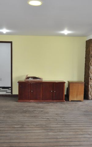 Casa à venda com 152m², 3 quartos e sem vagaÁrea Privativa