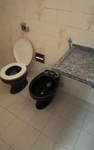 Casa à venda com 296m², 4 quartos e 2 vagas Casa à venda com 296m², 4 quartos e 2 vagasBanheiro da Suíte