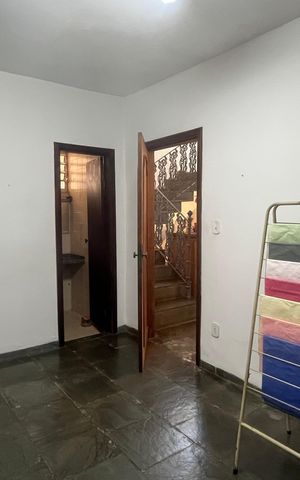 Casa à venda com 296m², 4 quartos e 2 vagas Casa à venda com 296m², 4 quartos e 2 vagasQuarto 2