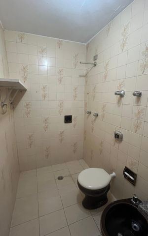 Casa à venda com 296m², 4 quartos e 2 vagas Casa à venda com 296m², 4 quartos e 2 vagasBanheiro da Suíte