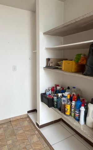 Casa à venda com 296m², 4 quartos e 2 vagas Casa à venda com 296m², 4 quartos e 2 vagasÁrea de Serviço