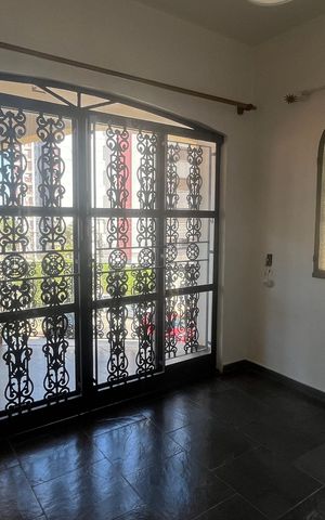 Casa à venda com 296m², 4 quartos e 2 vagas Casa à venda com 296m², 4 quartos e 2 vagasSuíte 2