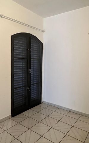 Casa à venda com 296m², 4 quartos e 2 vagas Casa à venda com 296m², 4 quartos e 2 vagasQuarto 1