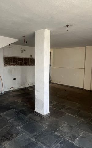 Casa à venda com 296m², 4 quartos e 2 vagas Casa à venda com 296m², 4 quartos e 2 vagasÁrea Externa
