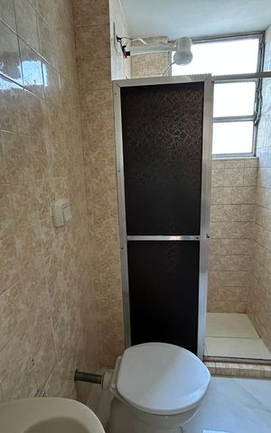 Apartamento à venda com 52m², 2 quartos e sem vagaBanheiro