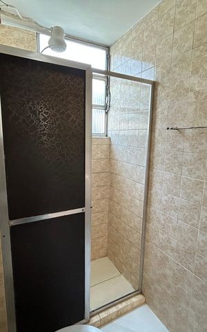Apartamento à venda com 52m², 2 quartos e sem vagaBanheiro