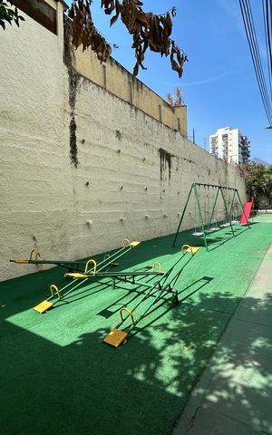 Apartamento à venda com 52m², 2 quartos e sem vagaÁrea comum - Playground