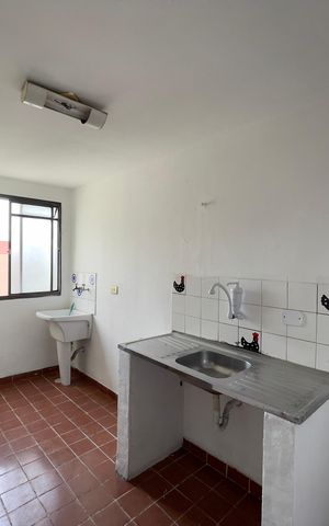 Apartamento para alugar com 60m², 2 quartos e 1 vaga Apartamento para alugar com 60m², 2 quartos e 1 vagaCozinha e Área de Serviço