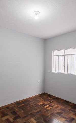 Casa para alugar com 70m², 2 quartos e sem vaga Casa para alugar com 70m², 2 quartos e sem vagaSala