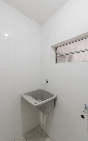 Casa para alugar com 70m², 2 quartos e sem vaga Casa para alugar com 70m², 2 quartos e sem vagaÁrea de Serviço