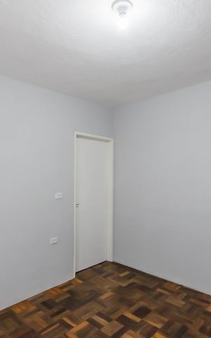 Casa para alugar com 70m², 2 quartos e sem vaga Casa para alugar com 70m², 2 quartos e sem vagaSala