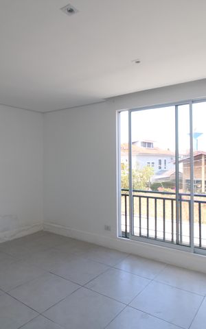 Casa para alugar com 240m², 4 quartos e 4 vagasSuíte 2