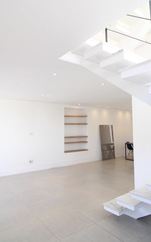 Casa para alugar com 240m², 4 quartos e 4 vagasSala 1
