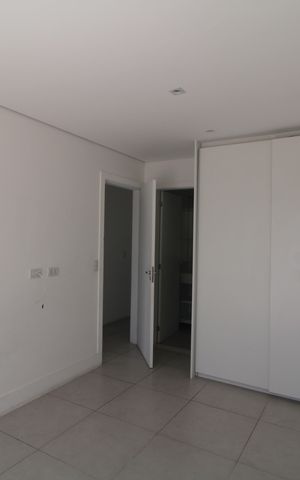 Casa para alugar com 240m², 4 quartos e 4 vagasSuíte 1