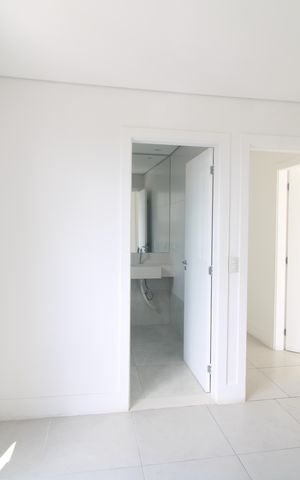 Casa para alugar com 240m², 4 quartos e 4 vagasSuíte 2