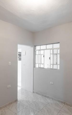 Casa para alugar com 40m², 1 quarto e sem vaga Casa para alugar com 40m², 1 quarto e sem vagaStudio
