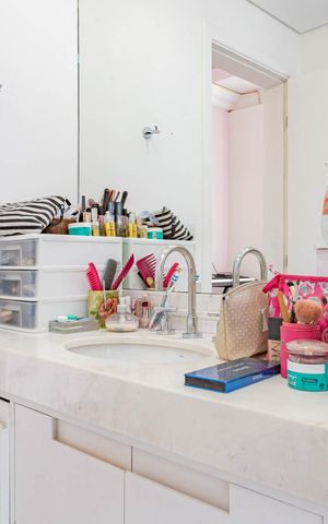 Apartamento à venda com 365m², 4 quartos e 6 vagasBanheiro da Suíte 2