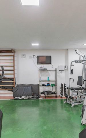 Apartamento à venda com 365m², 4 quartos e 6 vagasAcademia