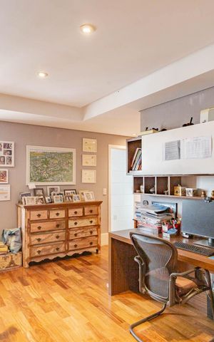 Apartamento à venda com 365m², 4 quartos e 6 vagasEscritório