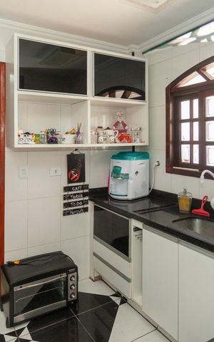 Casa para alugar com 150m², 3 quartos e 2 vagasCozinha